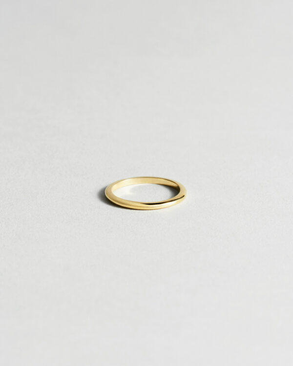 Round Gold Band 1.5 mm